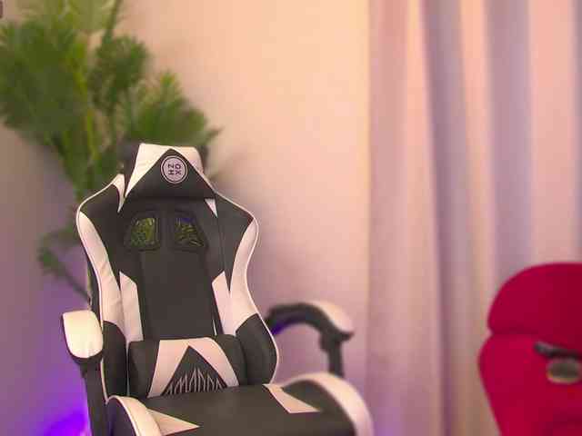 AnissaDesire AnissaDesire