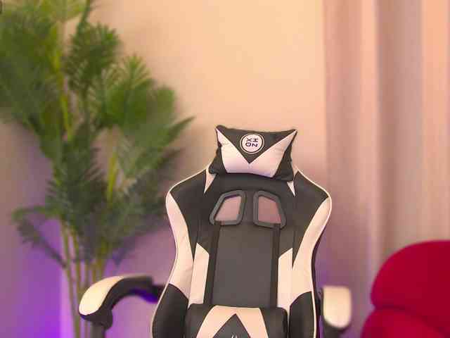 AnissaDesire AnissaDesire