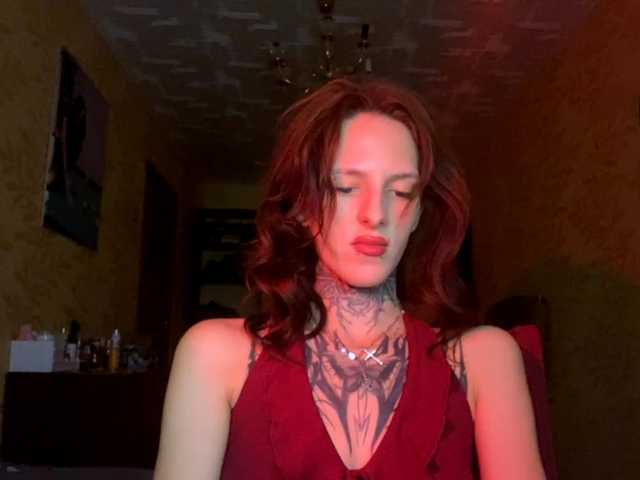 AileenCadet on BongaCams and RICams