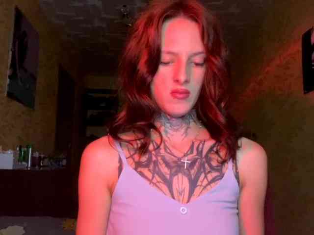 AileenCadet Live Webcam on BongaCams