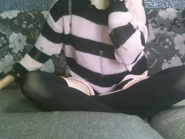 Foxy171 from BongaCams