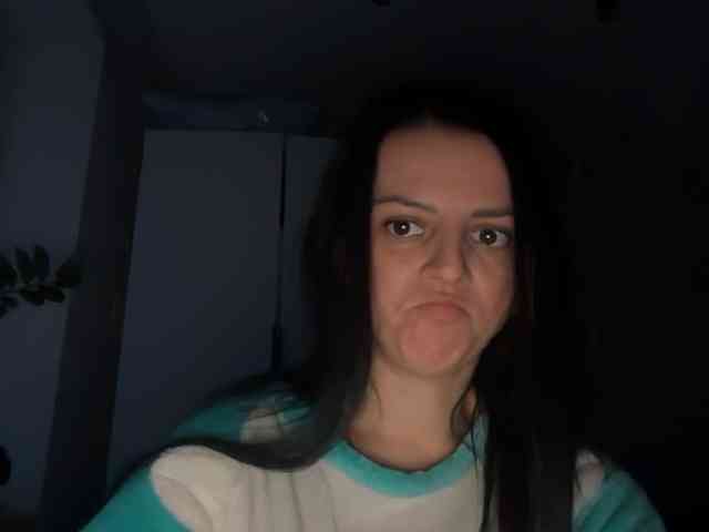 kisakisakisa555 webcam