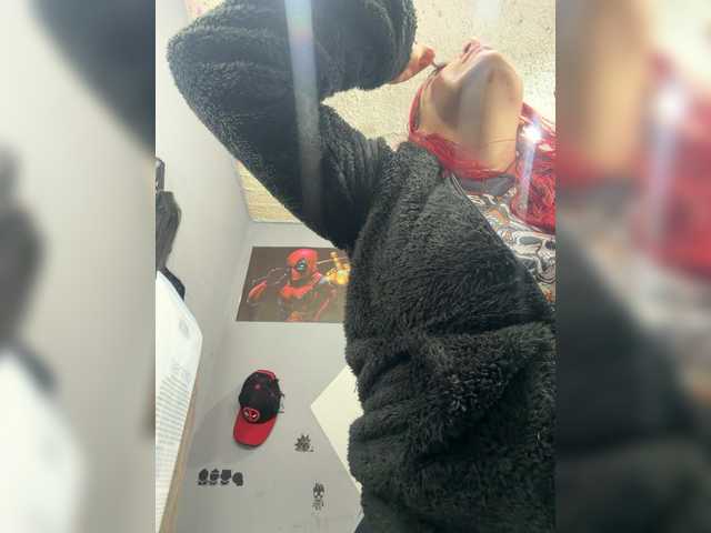 Sophie-storm's BongaCams show and profile