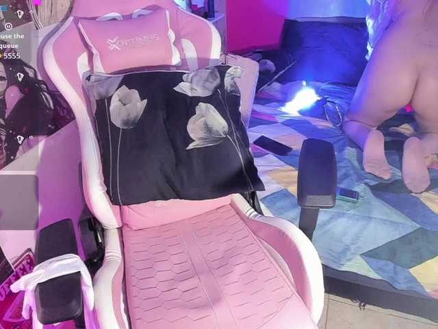 AuroraChannn's BongaCams show and profile