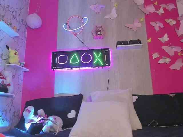 AuroraChannn AuroraChannn