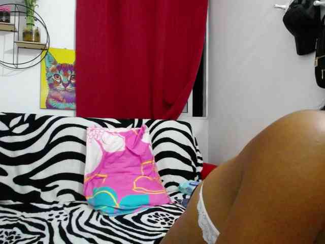 JESSY-SMITH23 webcam