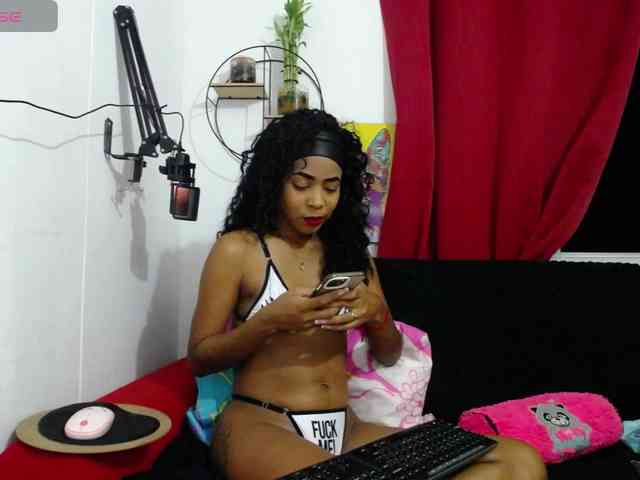 JESSY-SMITH23 webcam