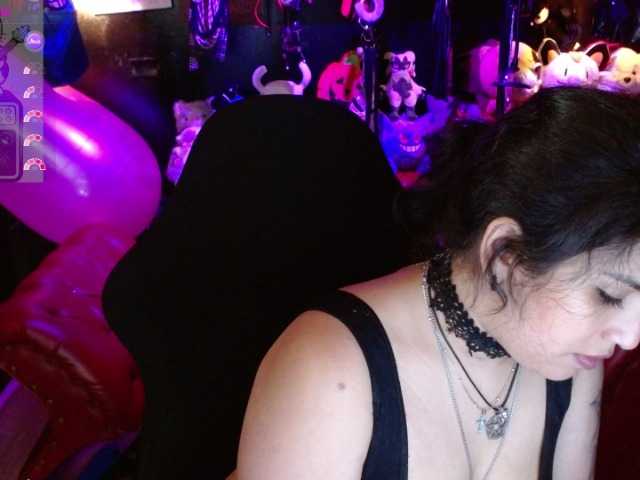 Kureijihentai's BongaCams show and profile