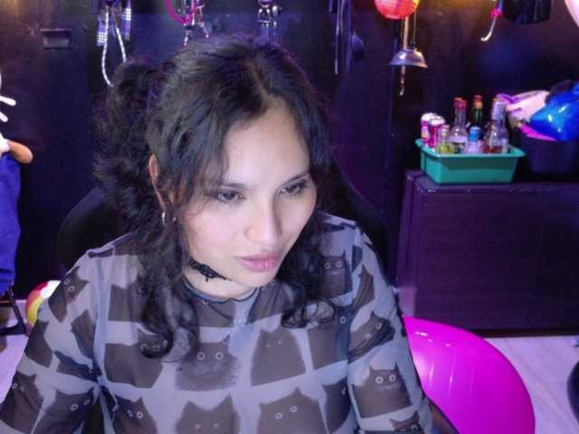 Kureijihentai's BongaCams show and profile