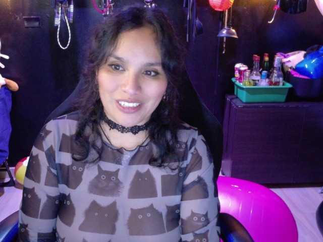 Kureijihentai's BongaCams show and profile