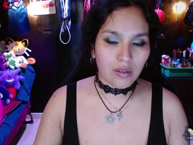 Kureijihentai's BongaCams show and profile