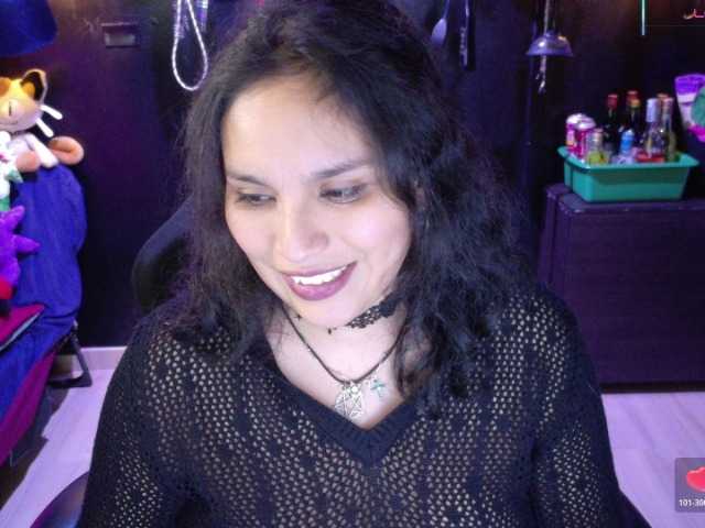 Kureijihentai's BongaCams show and profile