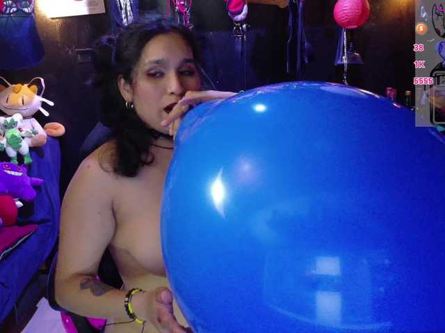 Kureijihentai's BongaCams show and profile