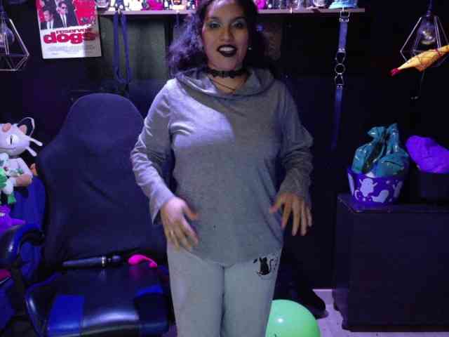 Kureijihentai webcam