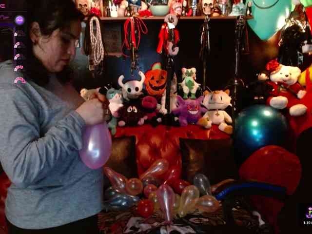 Kureijihentai webcam