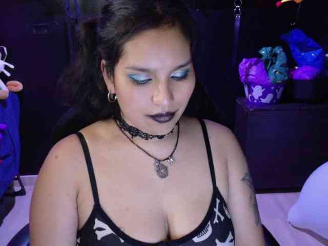 Kureijihentai webcam