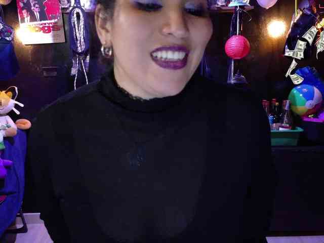 Kureijihentai webcam