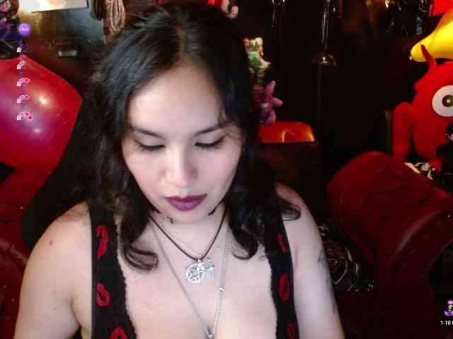 Kureijihentai webcam