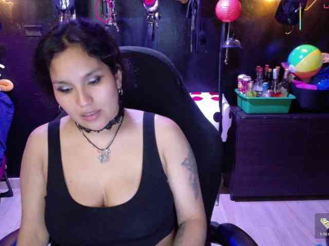 Kureijihentai webcam