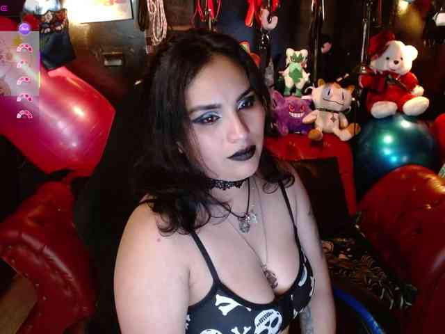 Kureijihentai webcam