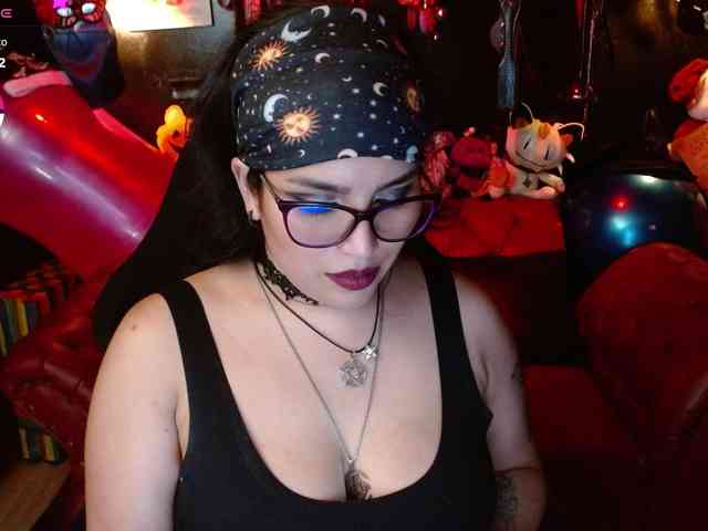 Kureijihentai webcam