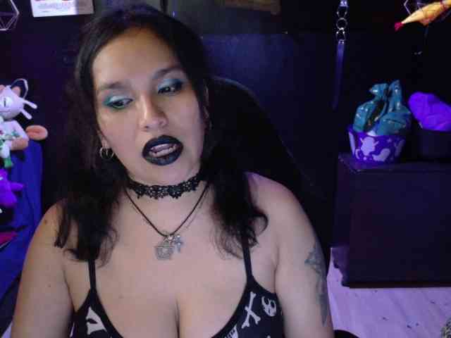 Kureijihentai webcam