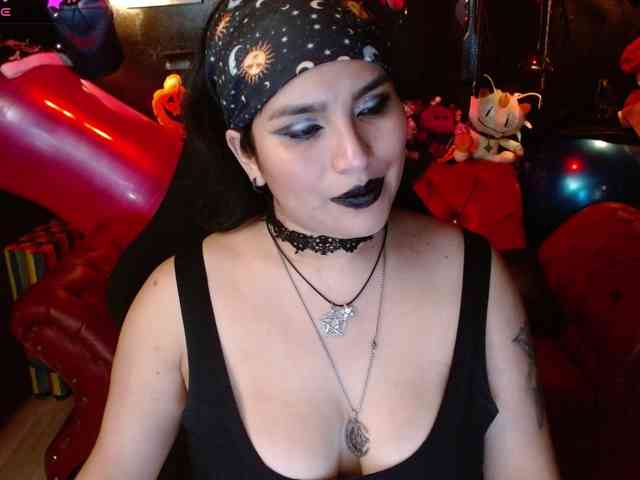 Kureijihentai webcam