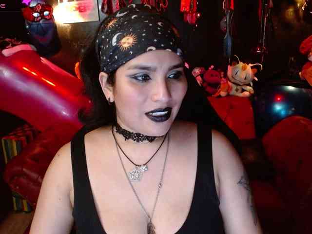 Kureijihentai webcam