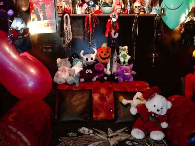 Kureijihentai webcam