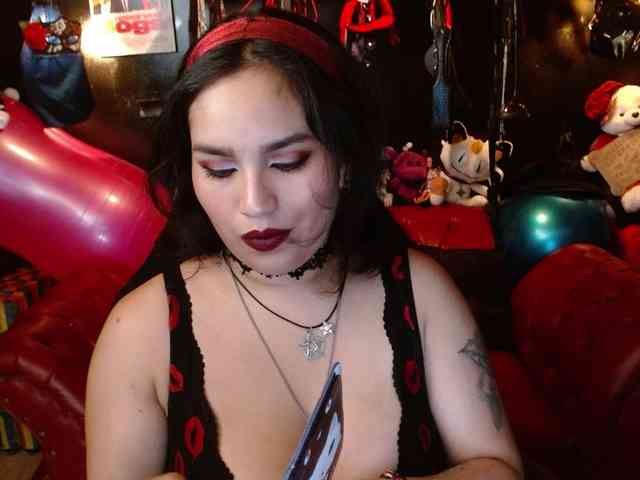 Kureijihentai webcam