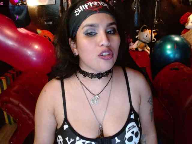 Kureijihentai webcam