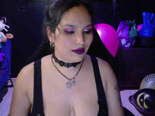 Kureijihentai webcam