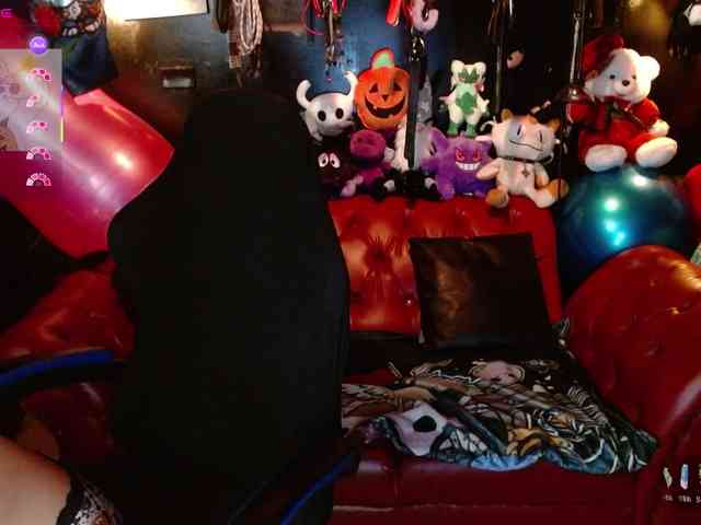 Kureijihentai webcam