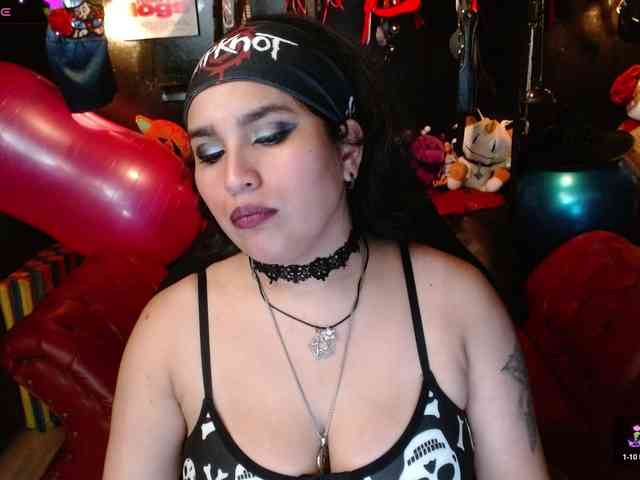 Kureijihentai webcam