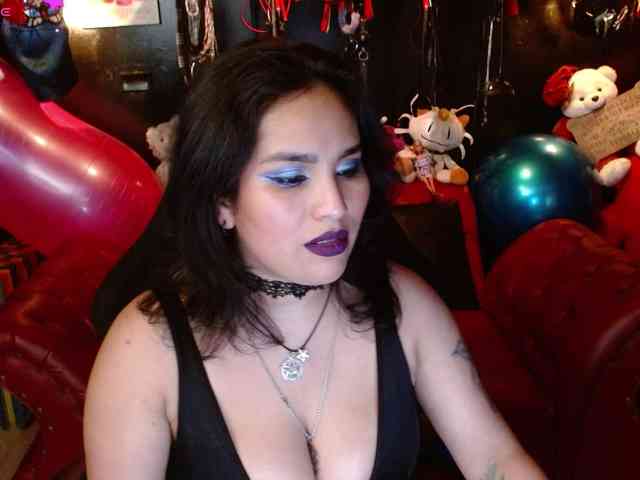 Kureijihentai webcam