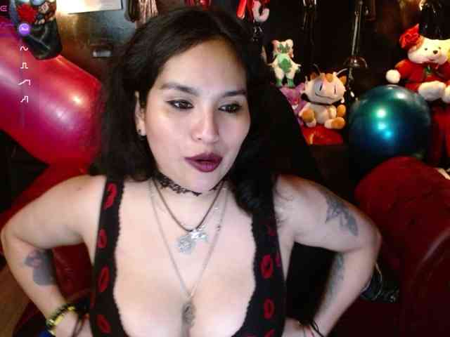 Kureijihentai webcam