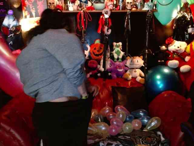 Kureijihentai webcam