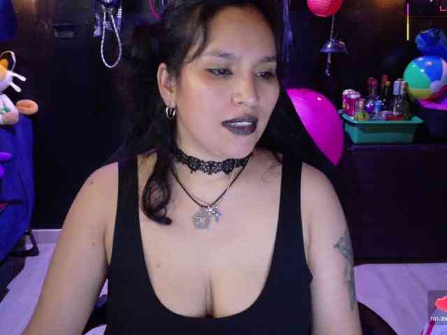 Kureijihentai webcam