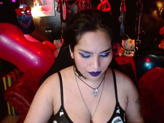 Kureijihentai webcam