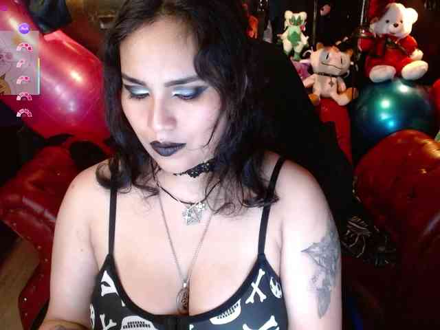 Kureijihentai webcam