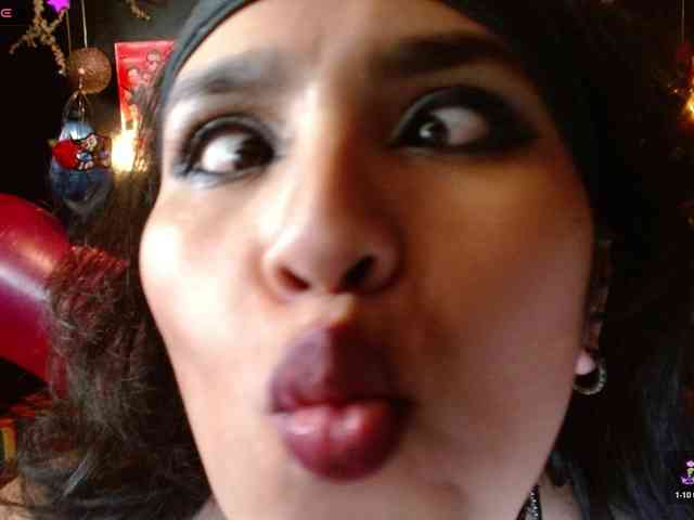 Kureijihentai webcam