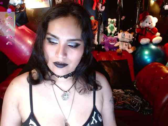 Kureijihentai webcam