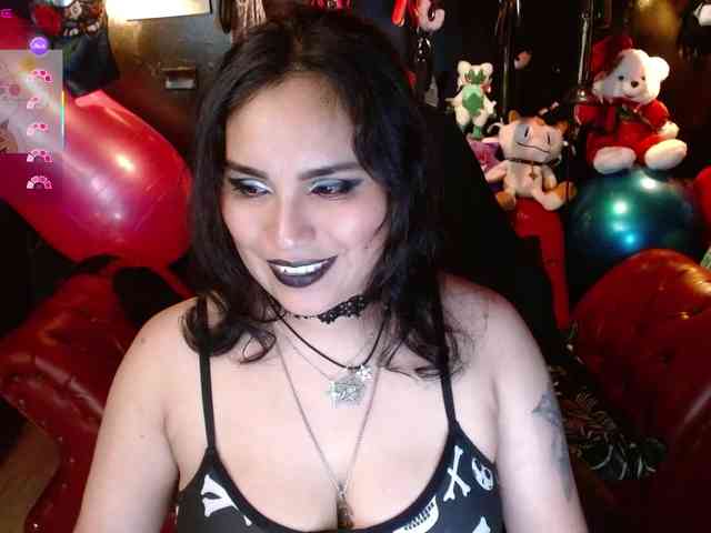 Kureijihentai webcam