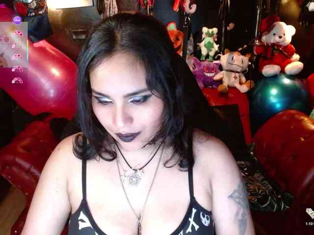 Kureijihentai webcam