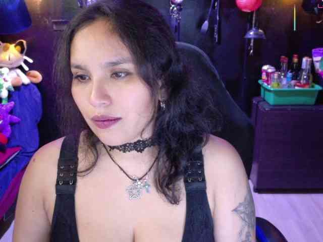 Kureijihentai webcam