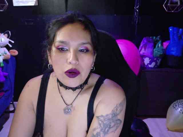 Kureijihentai webcam