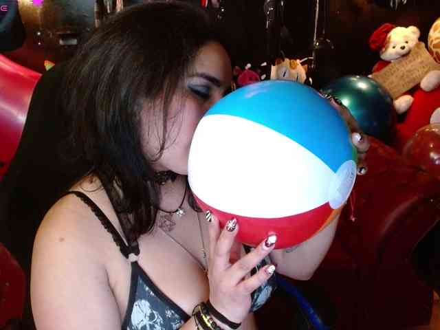 Kureijihentai webcam