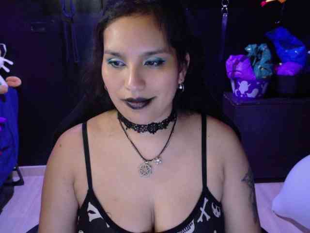 Kureijihentai webcam