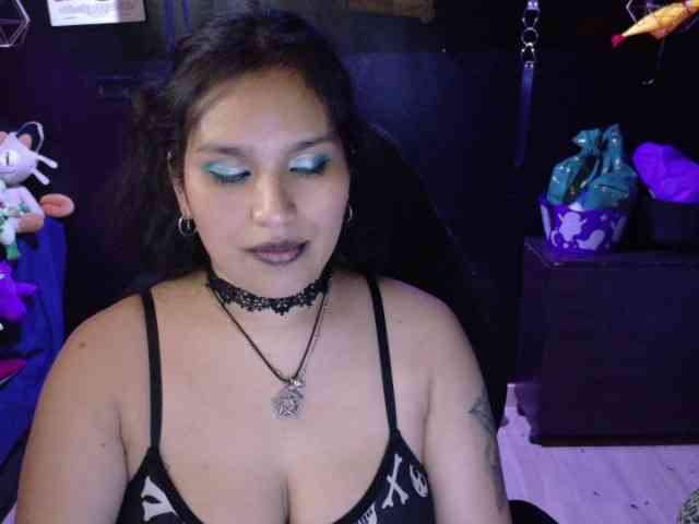 Kureijihentai webcam