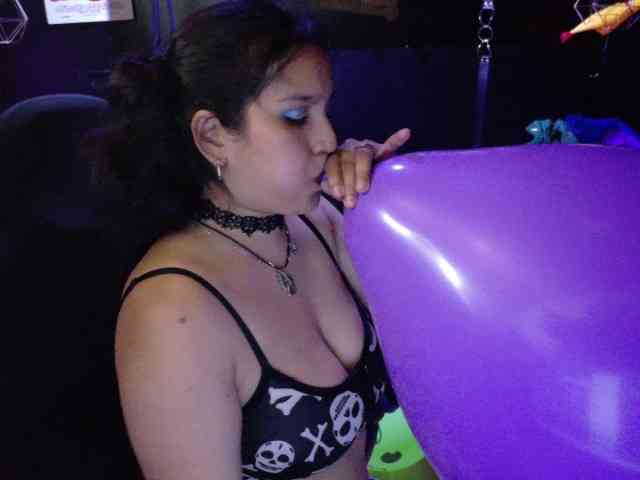 Kureijihentai webcam